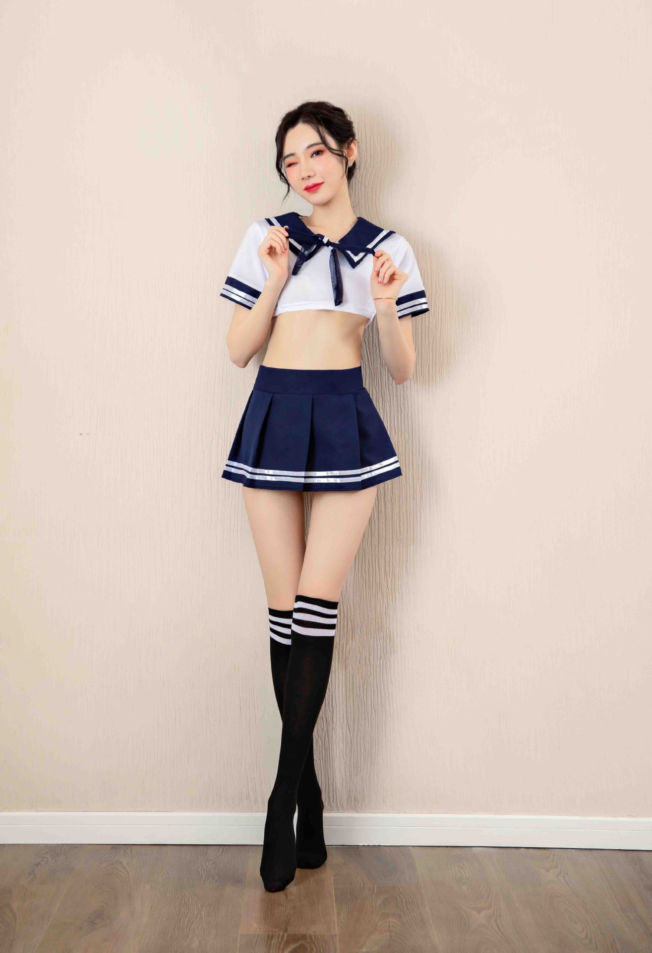 Bộ Cosplay học sinh Nhật Bản quyến rũ đáng yêu (2)